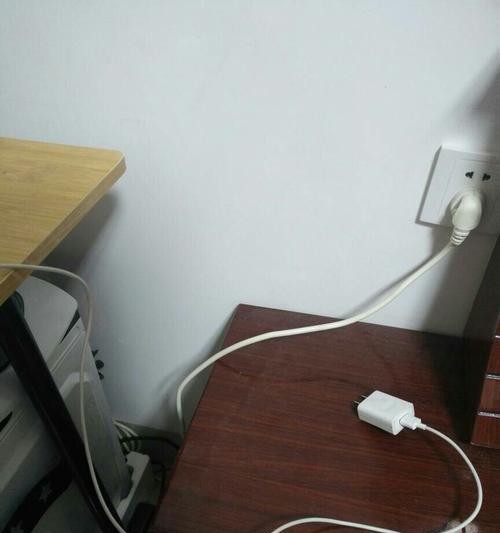 如何解决电脑音箱电流声问题(消除电脑音箱中的电流噪音)