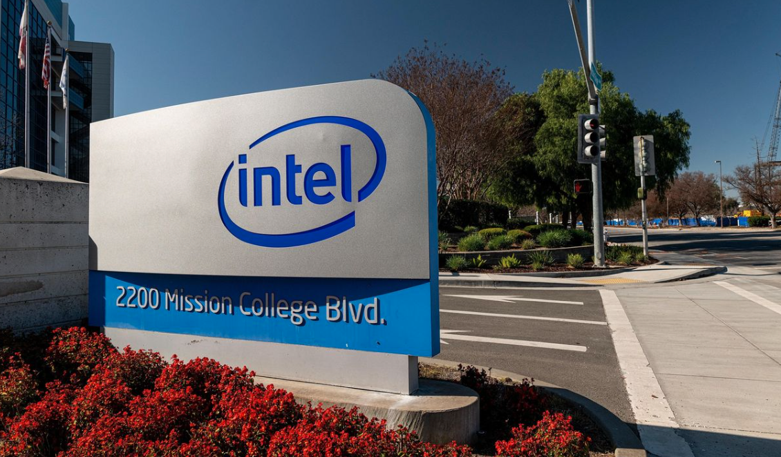 英特尔代工再遭重挫,传Intel 18A工艺良率仅10%无法量产
