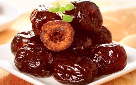 蜜枣零食是什么做的 蜜枣有核和没核哪个好