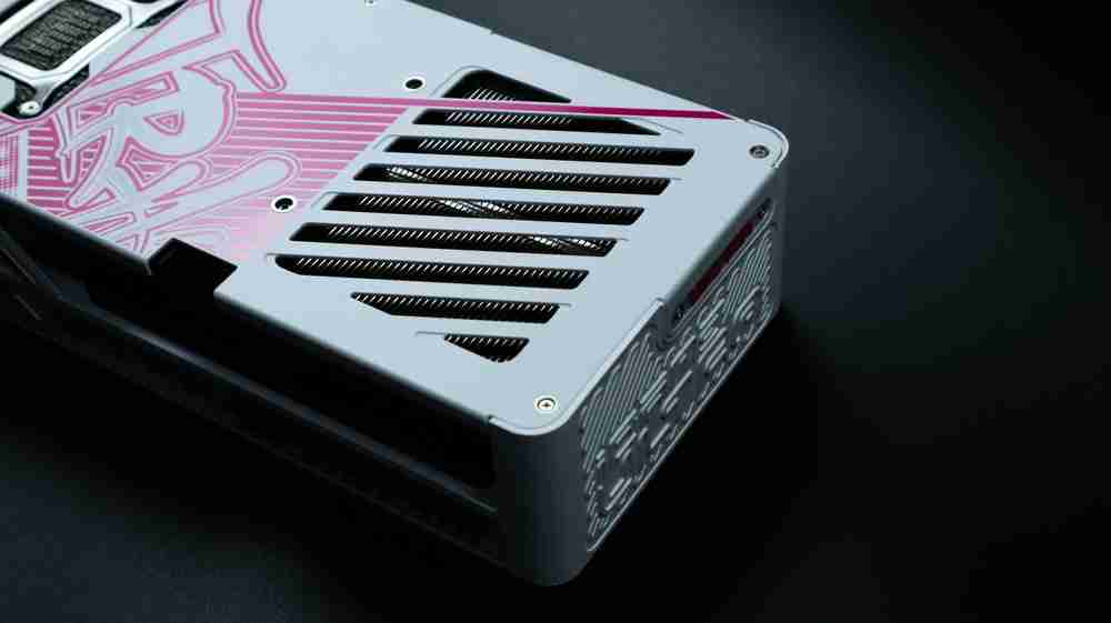 4K游戏的高端之选:七彩虹iGame GeForce RTX 5080 Ultra W OC 16GB开箱