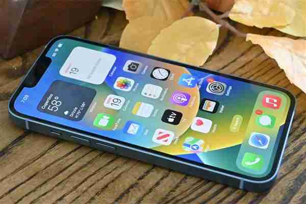 华强北整活!iPhone边框磕碰被修复 网友直呼离谱