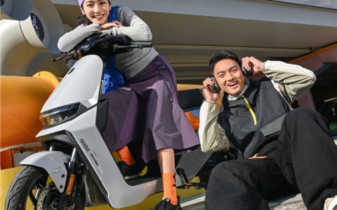 年轻人选什么电动车？九号电动F2z 110 MAX全方位升级很亮眼