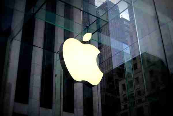 牵手阿里后 苹果仍在继续与百度合作:为国行iPhone落地AI