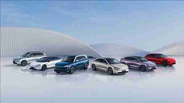 2025年鸿蒙智行车型规划一览:“五界”联手将推15款车?