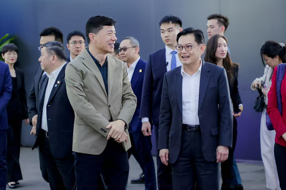 “这就是未来!”新加坡副总理王瑞杰试乘并点赞萝卜快跑