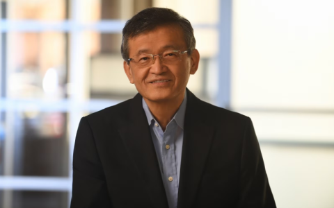 三大半导体巨头全是亚洲人！Intel任命陈立武担任新CEO