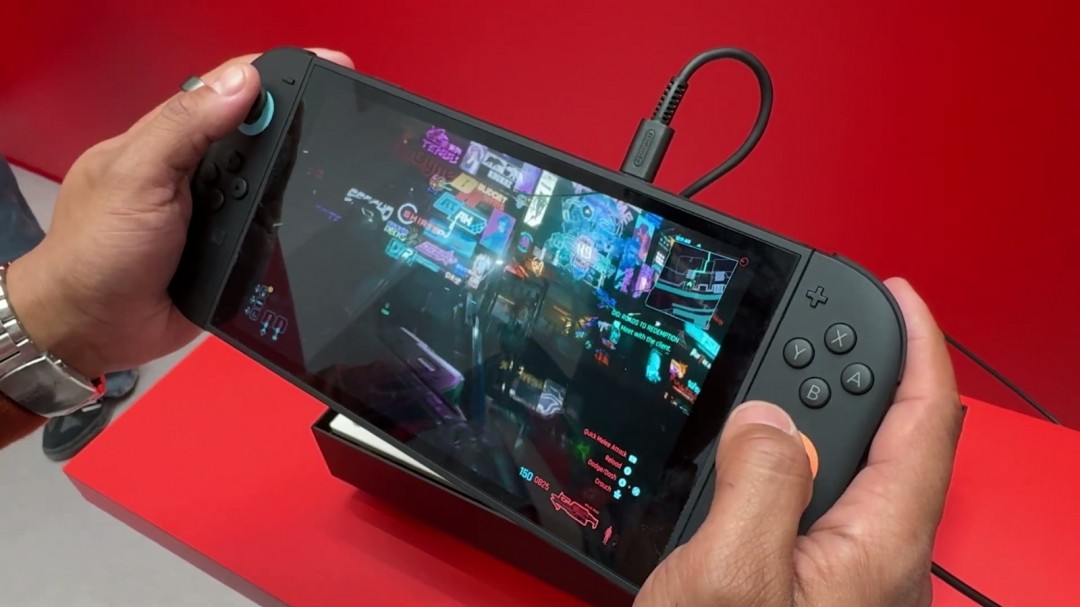 《赛博朋克2077》Switch 2版试玩:30帧、画面还行