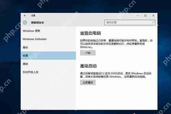AMD RX Vega 56公版原型卡现身:别致三风扇