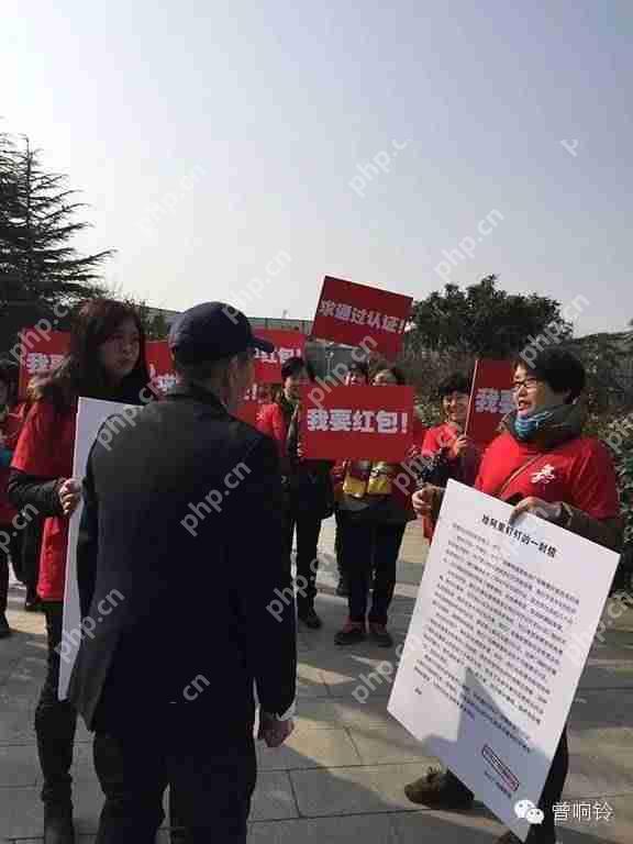 社交还是办公?钉钉的对手是微信还是金蝶