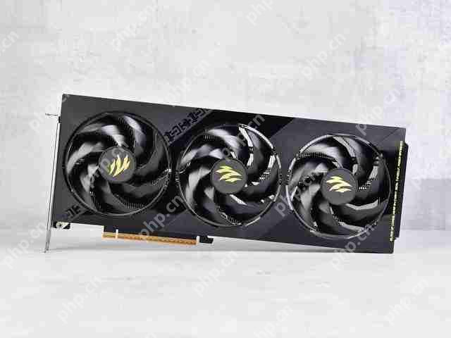 影驰 RTX 5060 魔刃评测:磁吸 RGB 光效的 50 系甜点