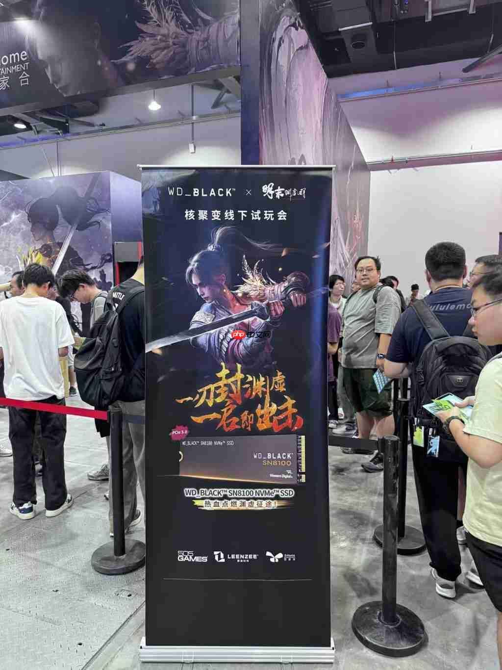 带你 INTO 新世界!闪迪游戏存储解决方案闪耀 2025 核聚变游戏节