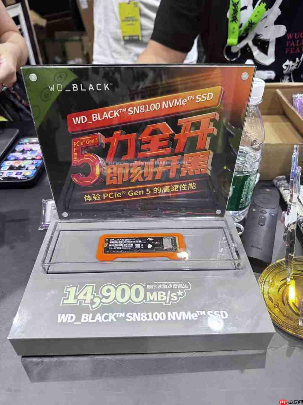 带你 INTO 新世界!闪迪游戏存储解决方案闪耀 2025 核聚变游戏节