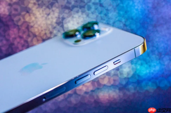 曝苹果iPhone 17 Air将主打蓝色 秋季发布 颜值稳了?