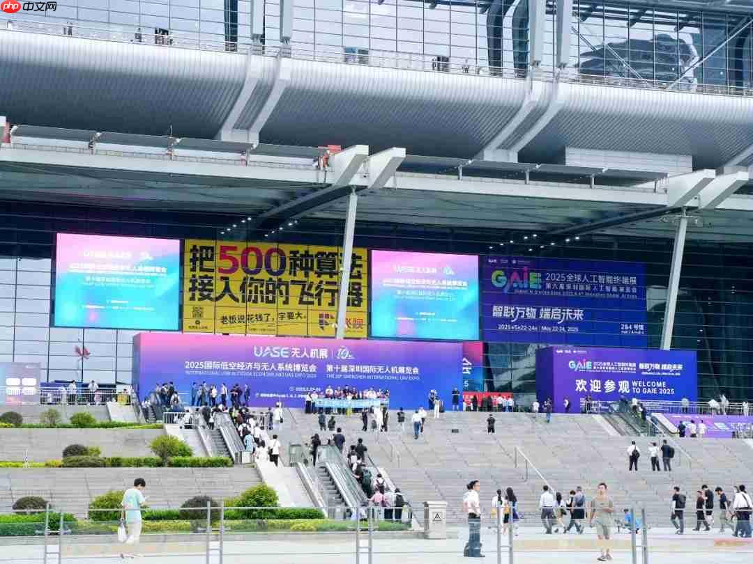 未来科技撞上青春活力,AI展会玩出新高度!