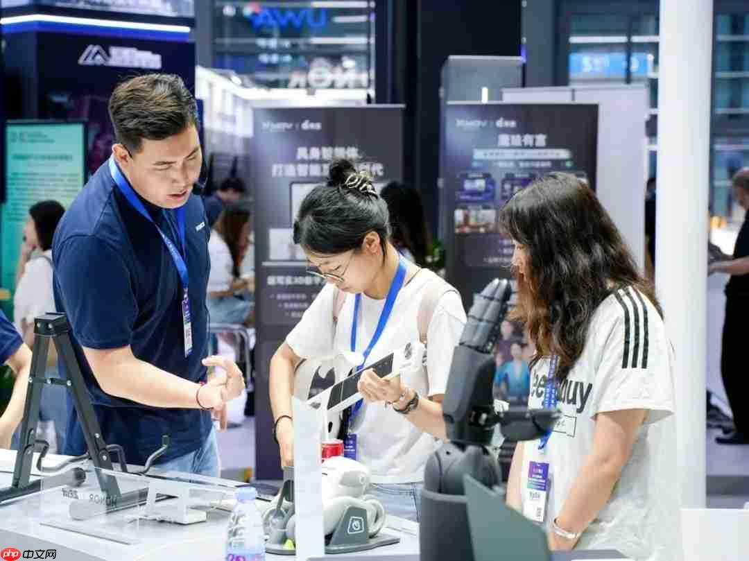 未来科技撞上青春活力,AI展会玩出新高度!