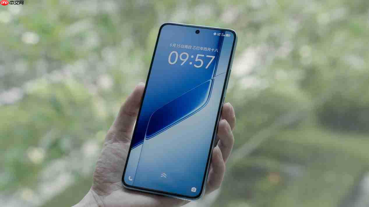 iQOO Neo10 Pro+屏幕大升级:同档最强2K珠峰屏惊艳登场!
