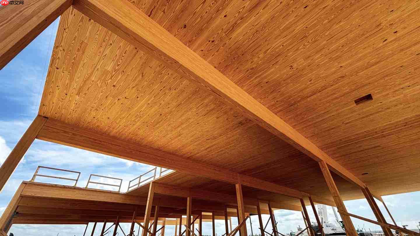 Meta 加入微软行列：试点将重型木结构引入数据中心建造