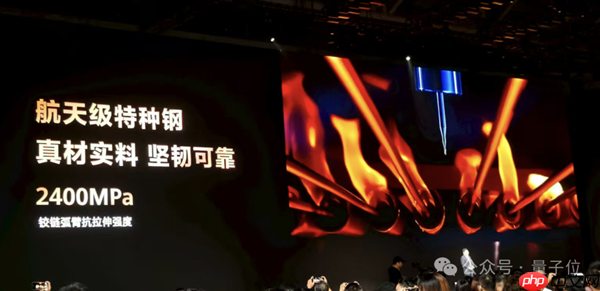 不藏了!最强麒麟9020高调加持 华为三折叠只卖1万8