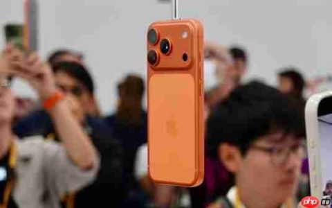 新增橙色配色 iPhone 17 Pro丑吗！网友吐槽发布会牙膏挤爆：苹果客服回应