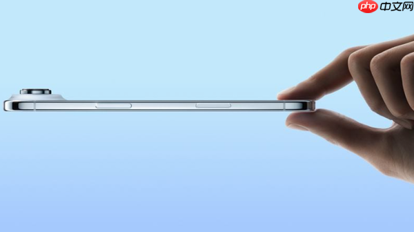 苹果iPhone Air的机身会弯折吗？极端测试揭晓答案