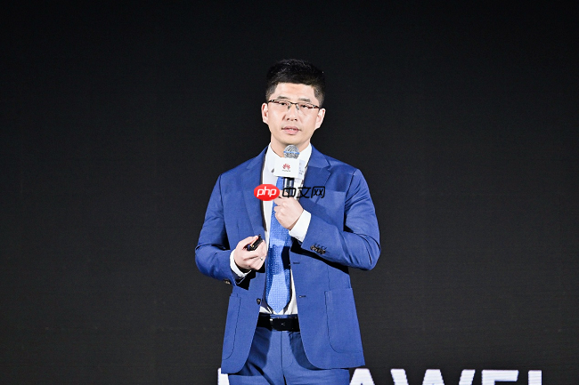 华为发布星河AI Fabric 2.0方案,助力企业实现算力满载,业务永续