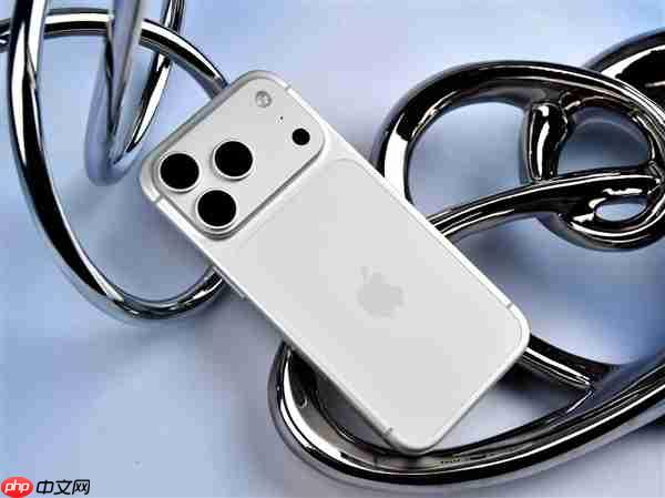 iPhone 17/17 Pro上手：牙膏挤爆掩盖不了创新乏力