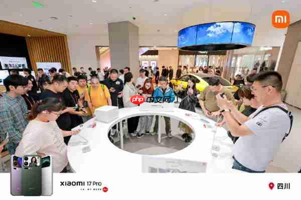 小米17开售5分钟破今年国产手机纪录 全国多地门店排长队:场面堪比苹果