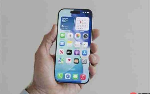 国庆调休iPhone闹钟没响 苹果客服回应：目前无法识别调休日 需手动设置