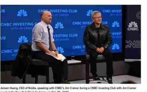 英伟达CEO黄仁勋谈英特尔：我们是恋人 不是对手