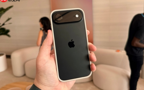 客服回应iPhone通话语音隔离：实际是“语音突显”功能 需手动开启