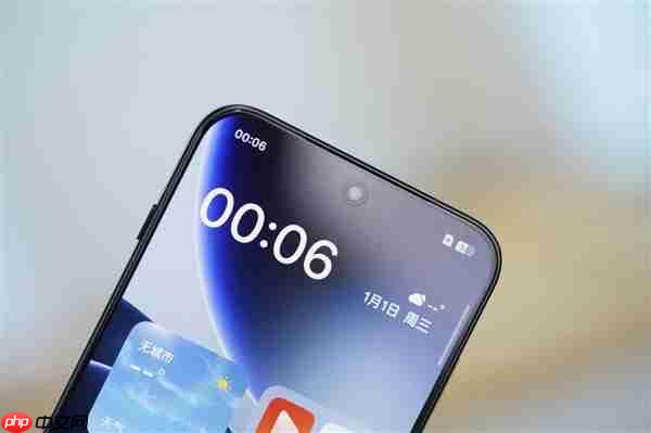 7025mAh超大电池!OPPO Find X9图赏