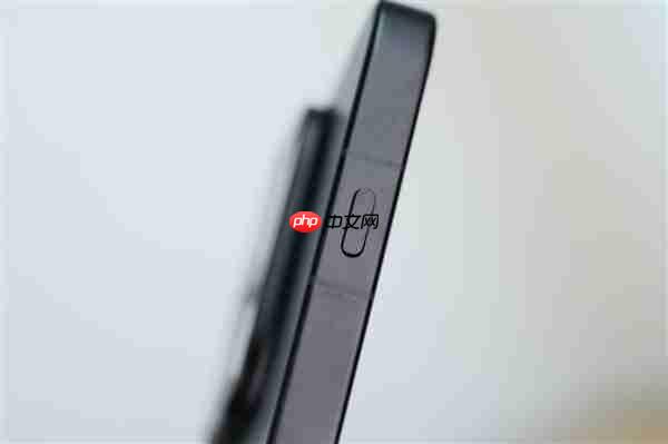 7025mAh超大电池!OPPO Find X9图赏