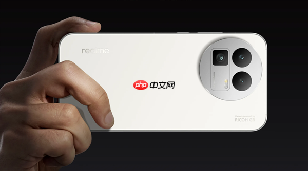 2899元起最强标准版!真我GT8发布:骁龙8至尊版双芯+5000万潜望长焦