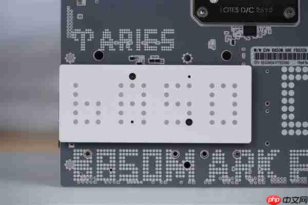 白色高颜值主板!七彩虹CVN B850 ARK FROZEN v14方舟图赏