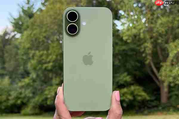 告别8GB时代!iPhone 18将升级为12GB内存:苹果已提前采购