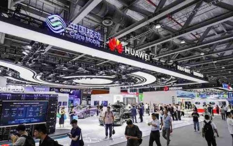 华为携多款明星产品闪耀2025中国移动大会：以技术创新定义智慧生活新范式