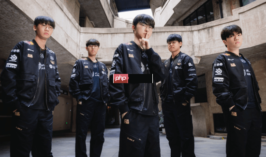 S赛BO5对LPL不败的秘诀是什么?Faker在采访中回应:T1每个选手都在尽自己的全力吧