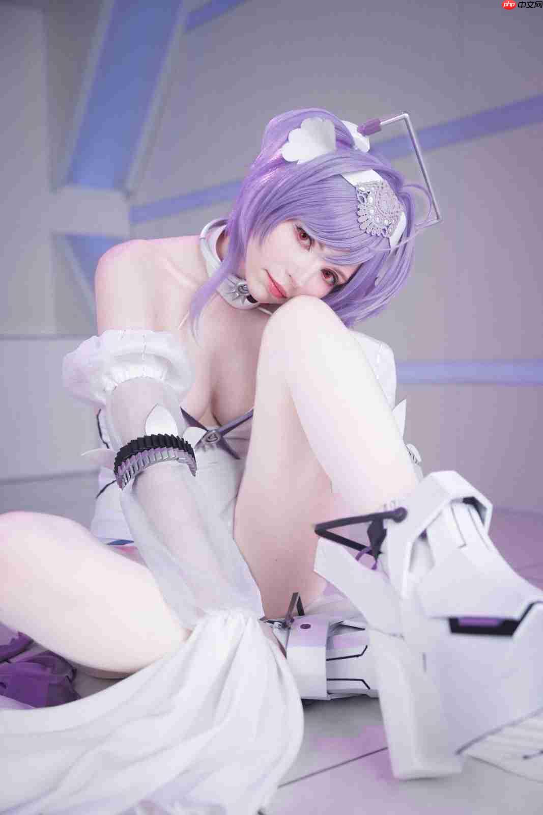 又大又白!艾什莉体模Cos《妮姬》莉贝雷利奥