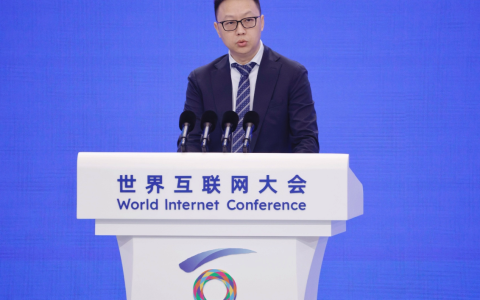 阿里巴巴 CEO 吴泳铭：加大投入打造超级 AI 云，推动开源开放和技术普惠