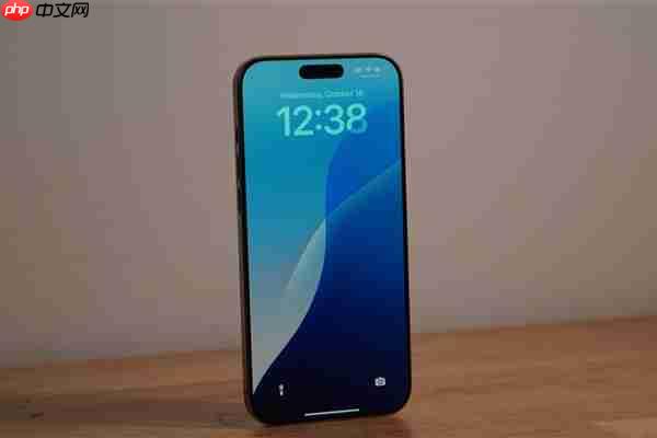 iPhone 18全系标配2400万前摄：苹果史上最强