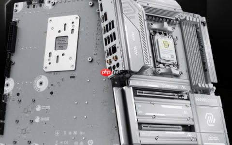 纯白外观设计！微星X870E TOMAHAWK MAX WIFI PZ背插主板首发3299元