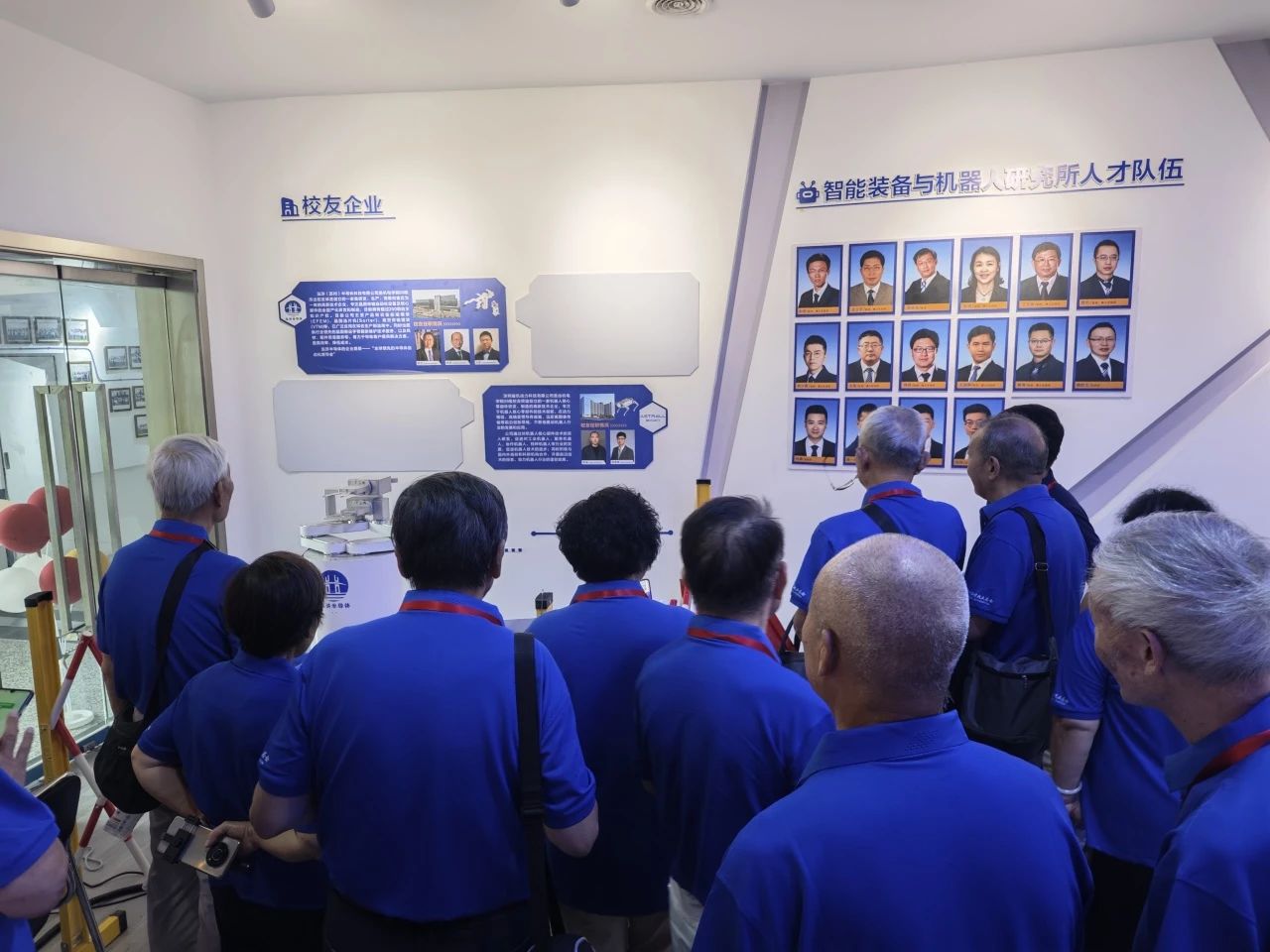 泓浒机器人入驻电子科技大学机器人实验室！