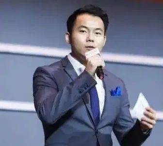 ChatGPT另类启示录:普通人驾驭人工智能的最后一块拼图?|钛空时间