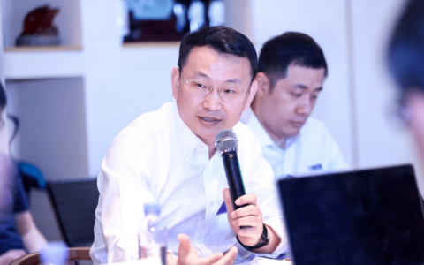 用友集团郭金铜：拥抱AI要重视软件与模型