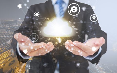采用生成式人工智能系统可能会改变企业的云架构