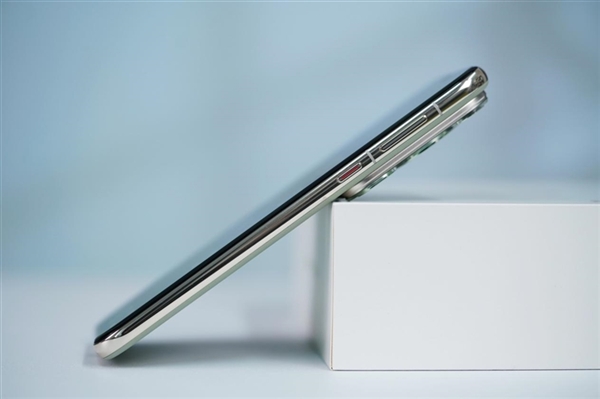 这些功能iPhone统统没有!12年果粉转投华为Pura 70 Ultra:10项体验相见恨晚