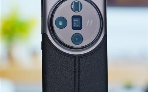 安卓超大杯旗舰到底该买谁：Find X7 Ultra成顶配影像旗舰首选