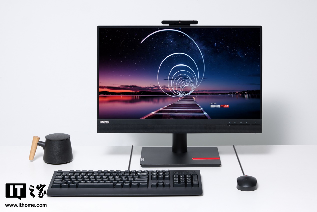联想 ThinkCentre M 大师系列台式机图赏:经典设计,内稳外成