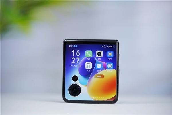 赵明:大折叠的价值是展开 小折叠的价值是合上的一瞬间