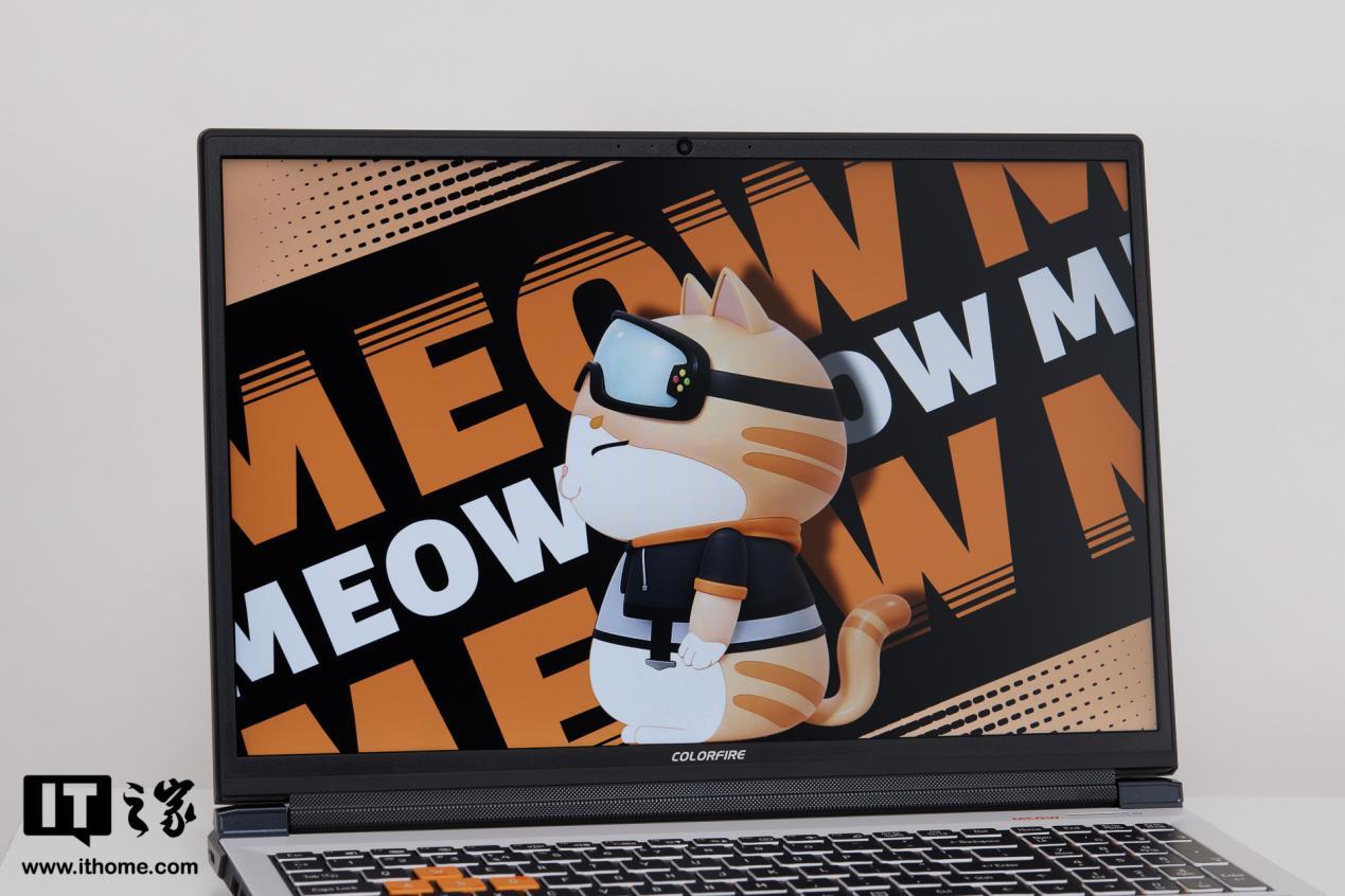 COLORFIRE 橘宝 MEOW R16 雪影白图赏,高颜值性能本,情绪价值拉满